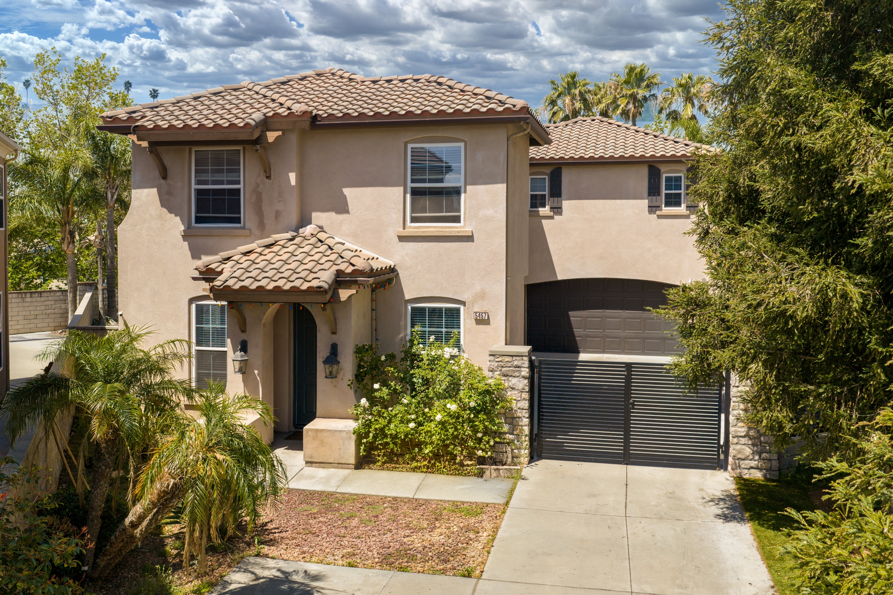 5457 Martingale Way Fontana CA 92336
