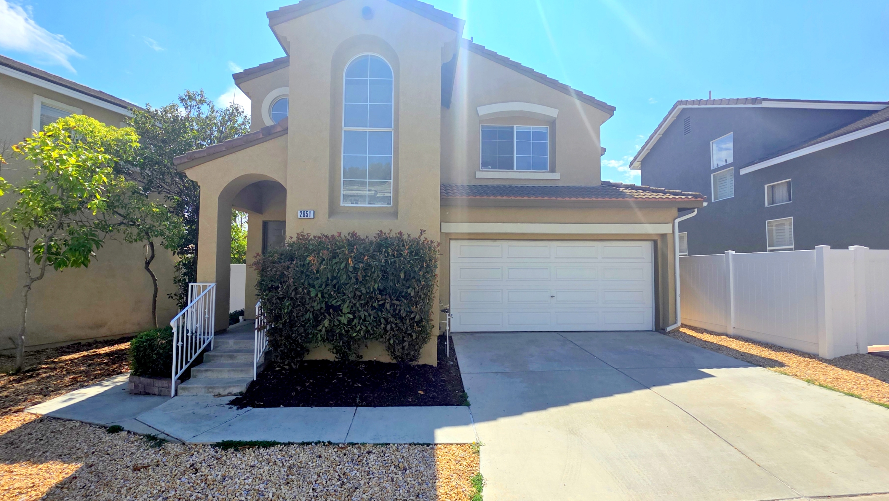 2851 Calle Lumina